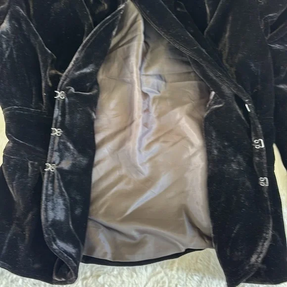 Apostrophe black velvet fitted blazer jacket coat women’s size 2 holiday party - Picture 10 of 10
